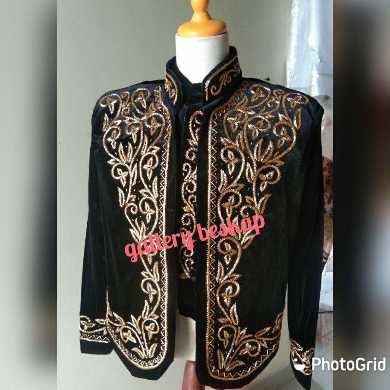 Beskap pengantin jawa bludru  / beskap bludru / beskap pengantin jawa bludru hitam/ hewes