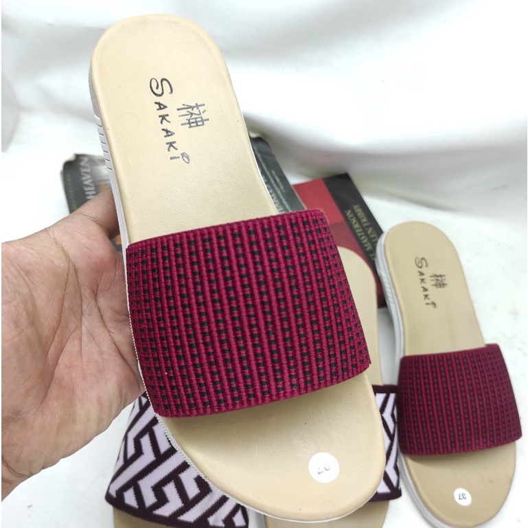 BISA COD SANDAL WANITA TERBARU CUTE KEKINIAN SILANG FLAT TEPLEK