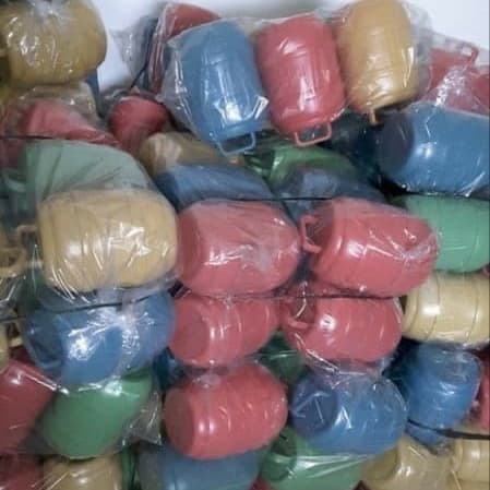 CELENGAN- CELENGAN PLASTIK BESAR -CELENGAN.