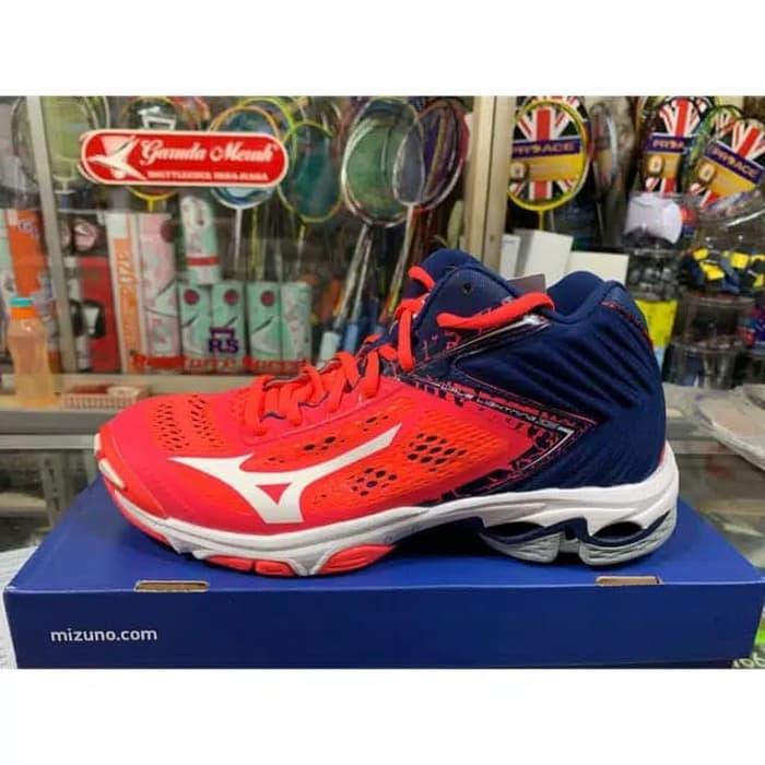 mizuno wave lightning 7 kw