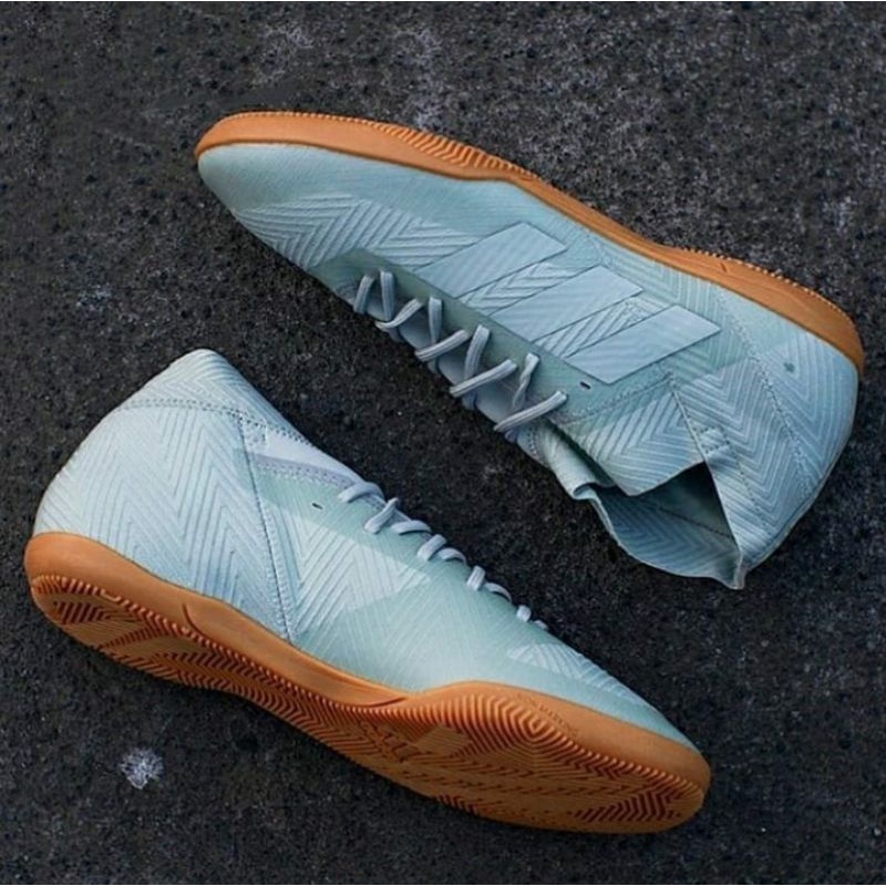 Sepatu Futsal Adidas Nemeziz 18.3 IN
