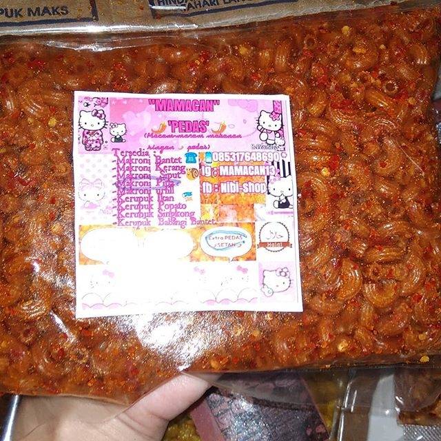 

Makaroni pipa. MAMACAN (Maccam_Macam_makanan_ringan_pedas)