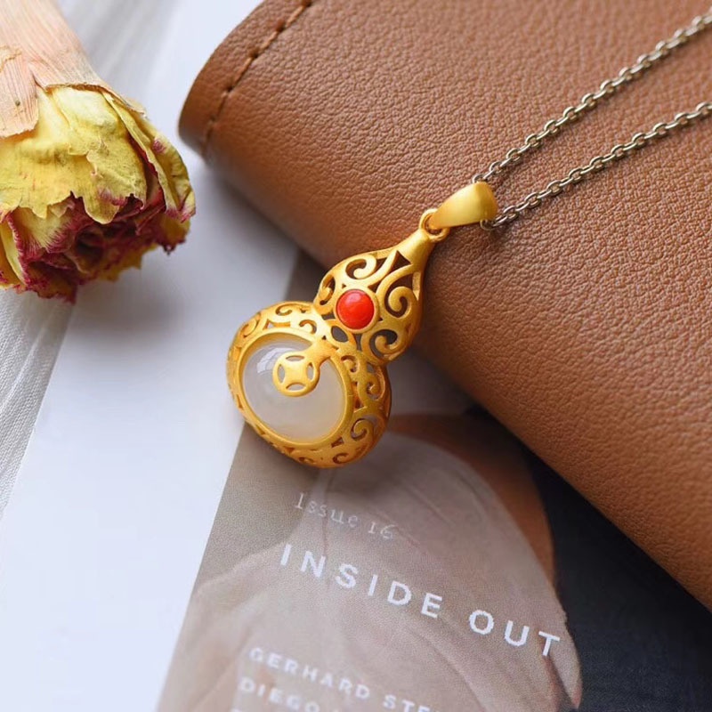 [Ready Stock]Fashion Gold-Plated Inlaid Jade Gourd Necklace Pendant