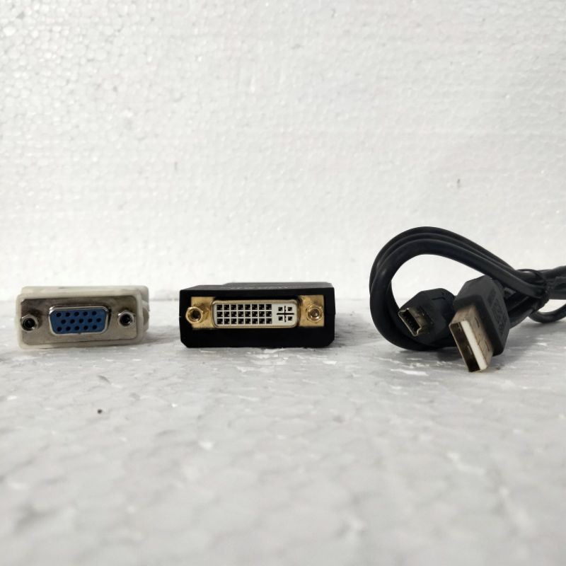 USB 2.0 multi display adapter (dvi / VGA)