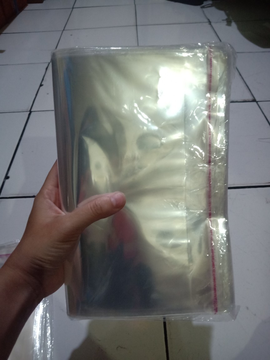 21,5 X 27,5 Cm Plastik Opp Tebal (1 Lbr) (lem/seal)