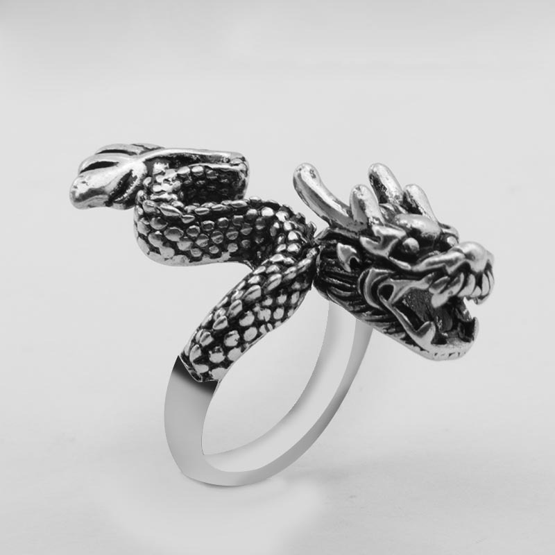 Cincin Desain Naga Cina Power Bahan Stainless Steel Warna Silver Untuk Pria