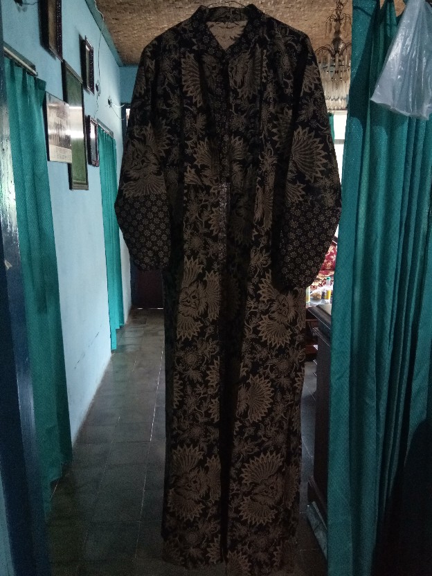 Maura Couple - Sania Ruffle Batik Couple Ori Ndoro Jowi Garansi Termurah Shopee - Batik Modern Solo