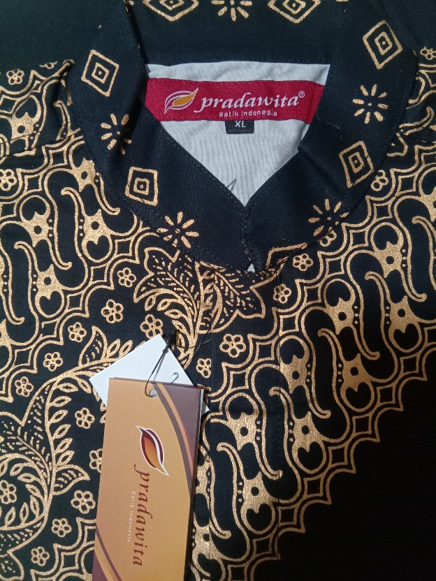 Pradawita Krisna  Kemeja Lengan Pendek 1a-hitam