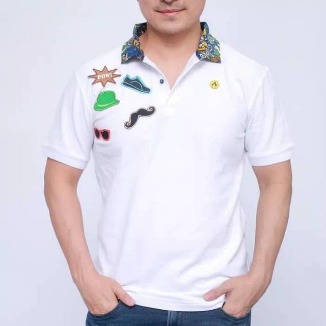 Kaos Polo Shirts Polo Pria Motif Azura Putih Badges Polo Cowok Alinskie Brothers