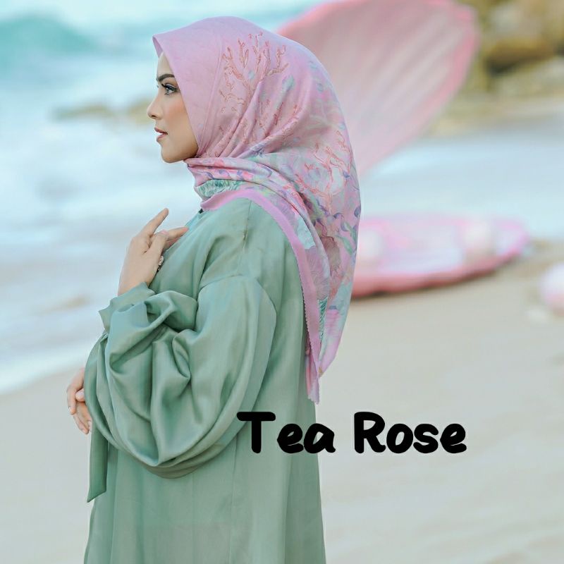 titipan jangan di co button scarves x disney mermaid scarf (tearose)
