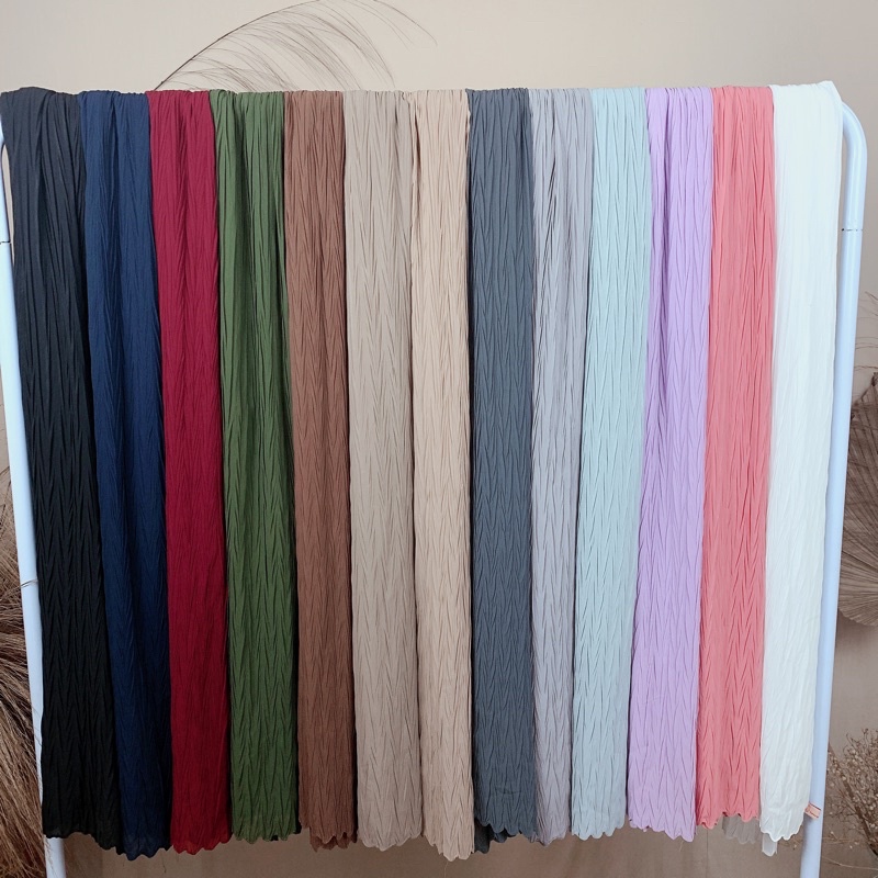 Nouri Avani - Hijab Pashmina Jilbab Kerudung Plisket lidi Ceruty Baby Doll Instant Premium Ceruti Tanpa Garis Tengah