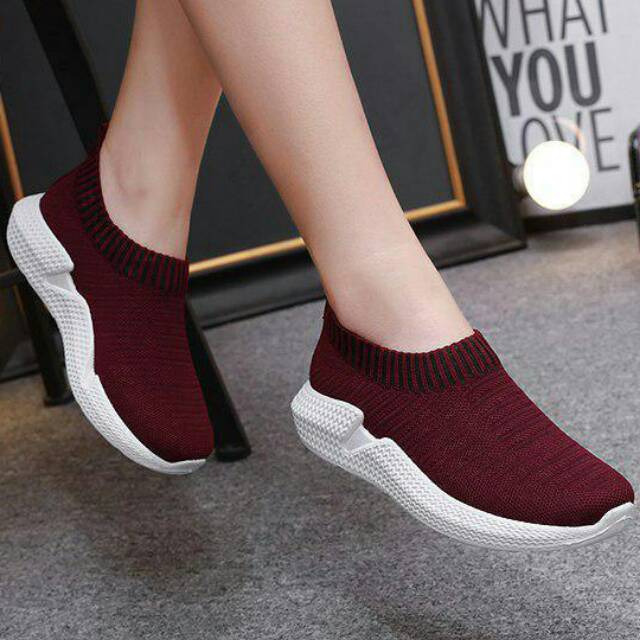 Sepatu Sports Eldora C04