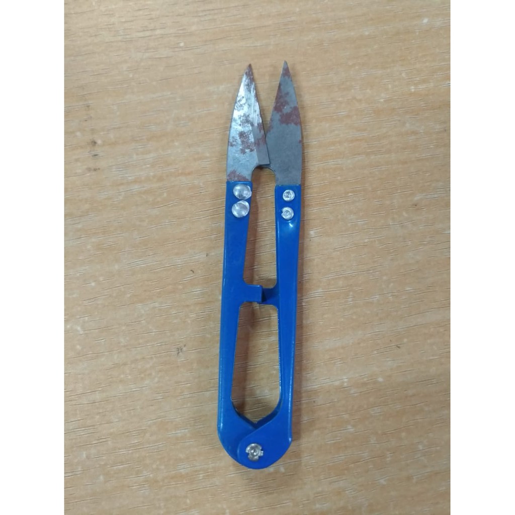 

GUNTING BENANG JAHIT BESI KECIL KAGONG THERAD CUTTER TAJAM