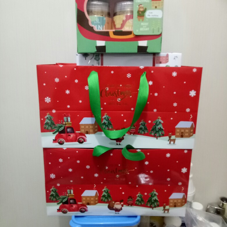 Box Imlek 20 Cm X 10 Cm X 7 Cm