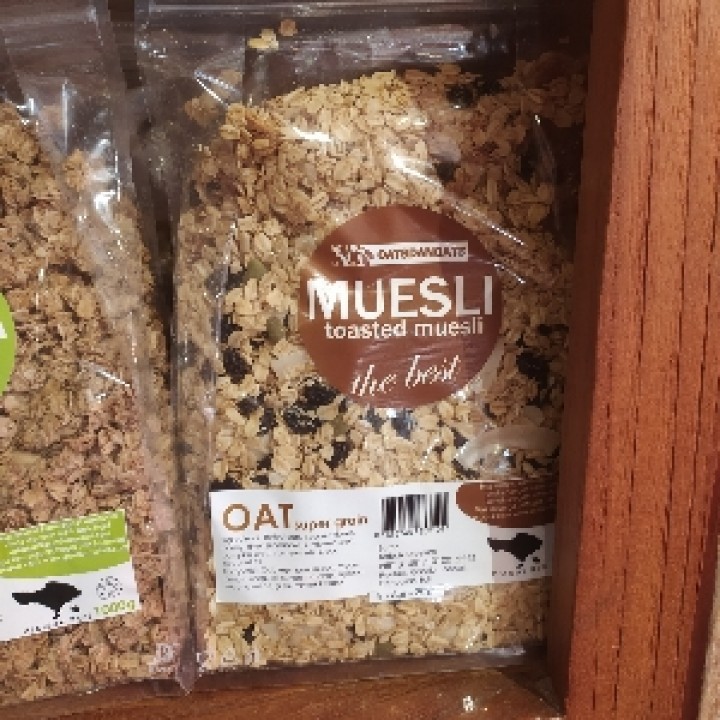 

Oats and Oats Granola 1kg (gandum sehat) Toasted Muesli