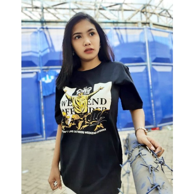 Kaos casual weekend offender