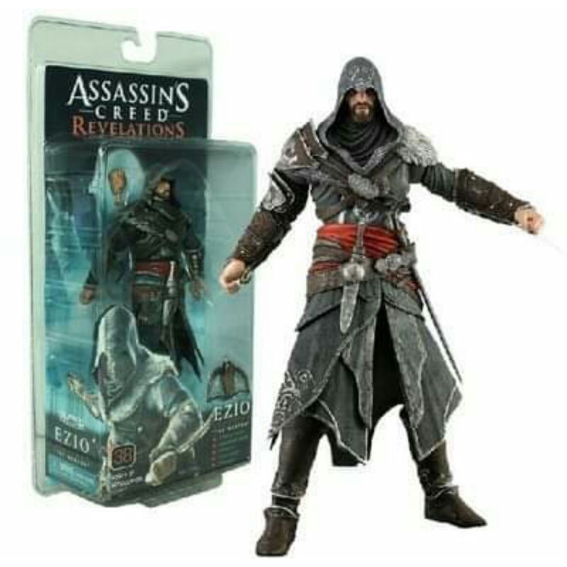 mainan action figureneca ezio 
assassins creed revelations