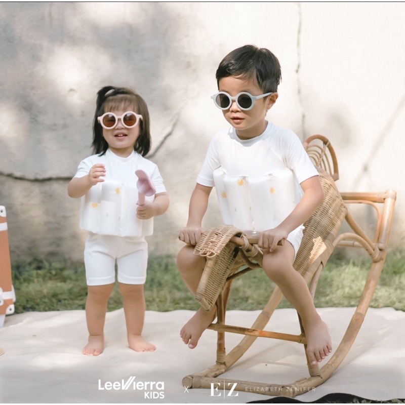 Lee Vierra Kids x elizabeth zennifer leevierra kids floatsuit new ready stock 3-4 tahun