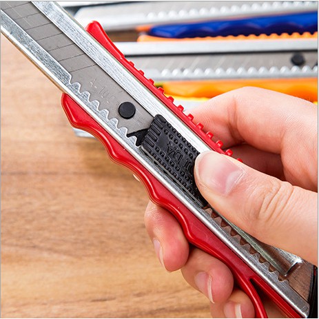 

Cutter Kecil Pisau Utilitas Snap-Off Knife Pisau Seni Kerajinan Tangan