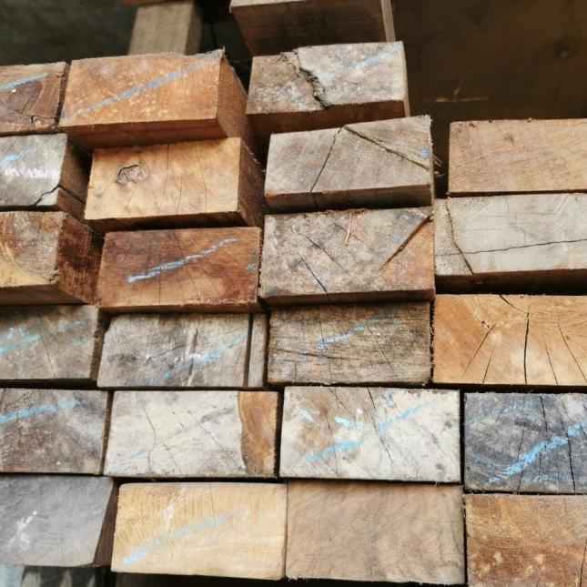 (bomk-73) KAYU BATANGAN RENG-KASO-BALOK (3X4-4X6-5X7-5X10-6X12) JENIS MERANTI DK8