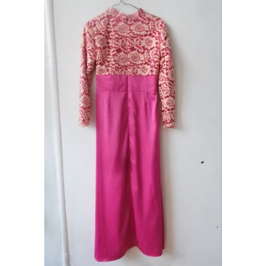 Preloved Dress Brukat Pink Fanta