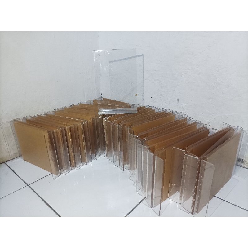 

Tempat kertas iklan Akrilik