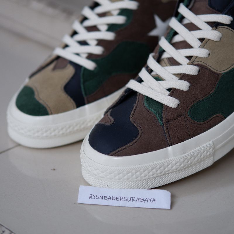 sneakersnstuff x Converse One star Camo