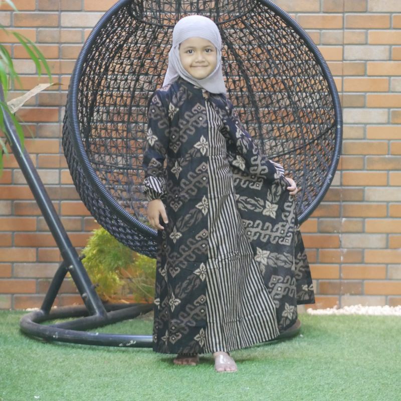 COUPLE ANAK SONGKET PRABU HITAM