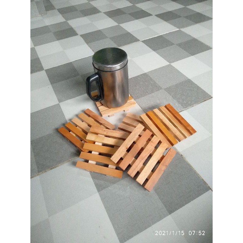 Tatakan Gelas Kayu 10x10 cm / Tatakan Cangkir / Alas Gelas Kayu / Tatakan Pot Bunga