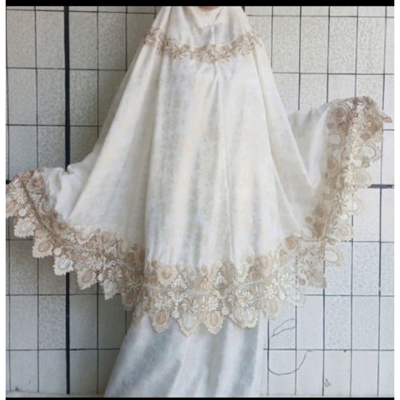 mukena voil renda kalung prada