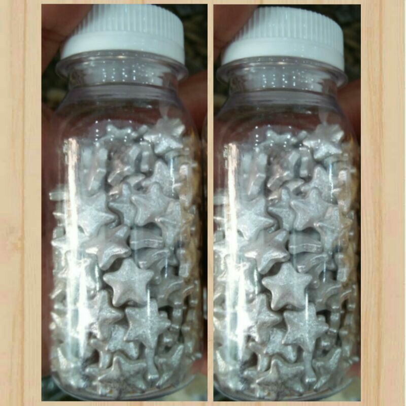 

Springkle Bintang Silver 50 gr/Star/Perak/Hiasan Unicorn/Taburan/Kue Tart/Wedding/Edibel/Dekorasi