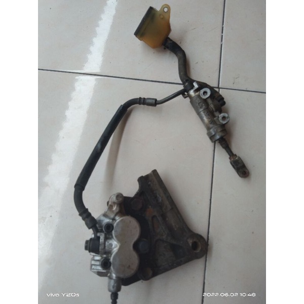 remset belakang/cakram belakang satria hiu lumba