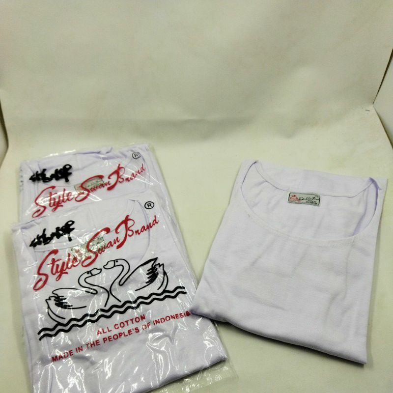 T-Shirt Kaos Dalam Oblong Swan Brand Size: 38 40 42 //alexa