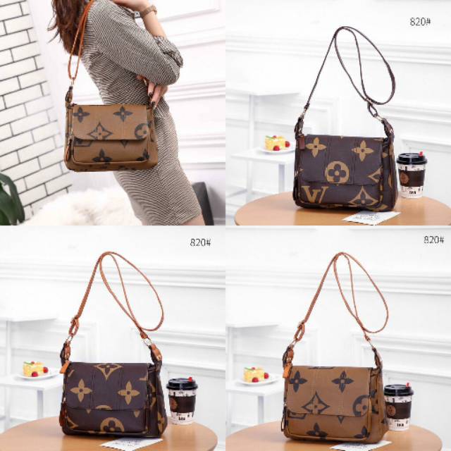 LOUIS VUITTON POCKET MESSENGER #820