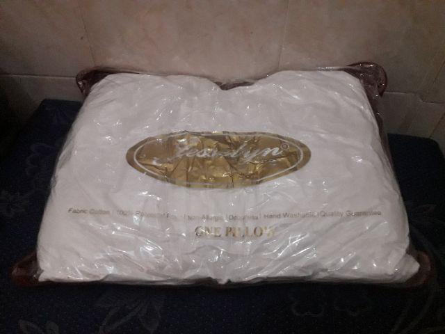 Jesselyn Gold  Bantal Tidur Hotel Murah Empuk (jgold B) - Ijn Plaza