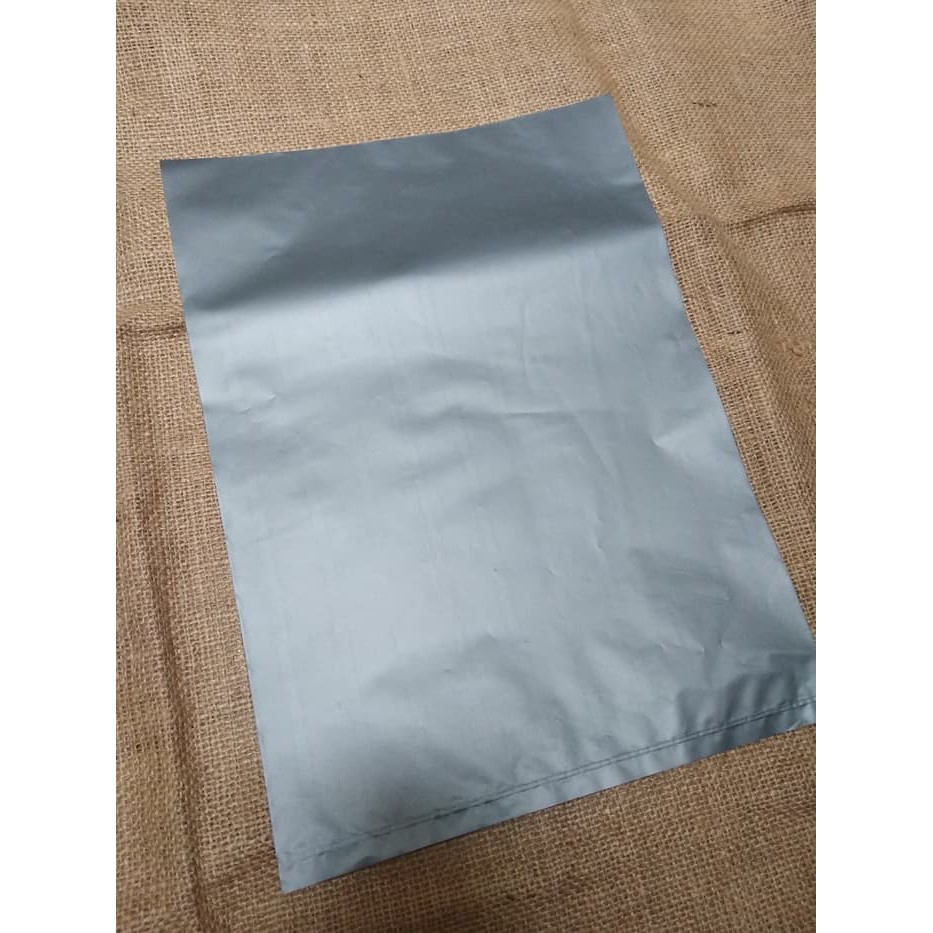 

TERLARIS Plastik HD 20x30 Tebal Kantong Packing NO Plong 20 x 30 Packaging Baju Hijab Kemeja Distro