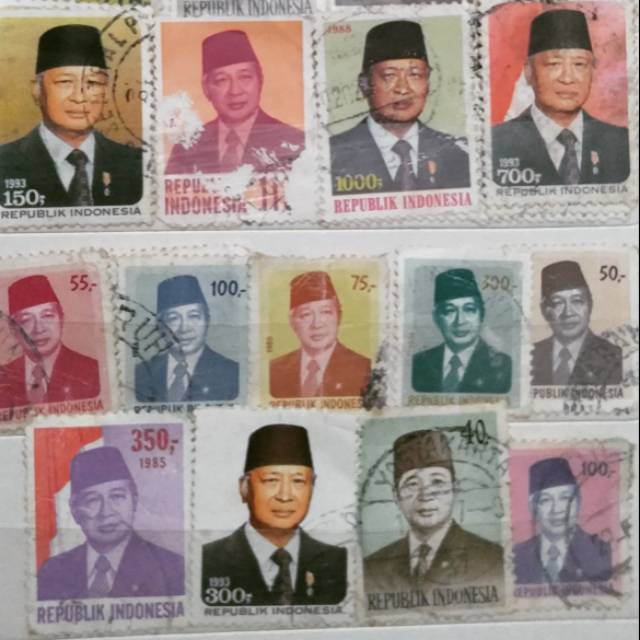 Perangko kuno seri Presiden Soeharto
