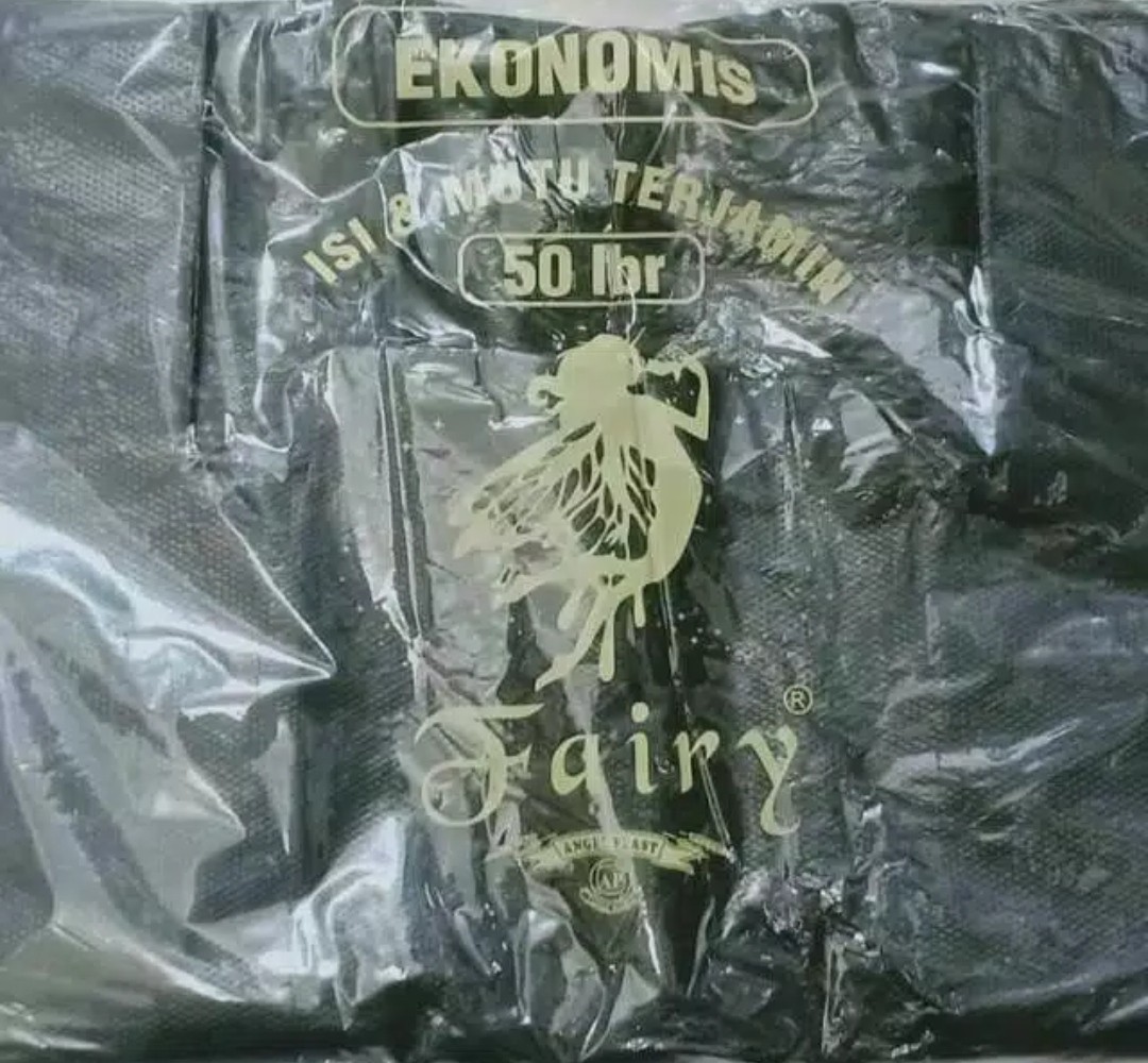 Kantong Plastik Kresek Ekonomis Hitam Embos 35 X 50 Cm Isi 50lembr