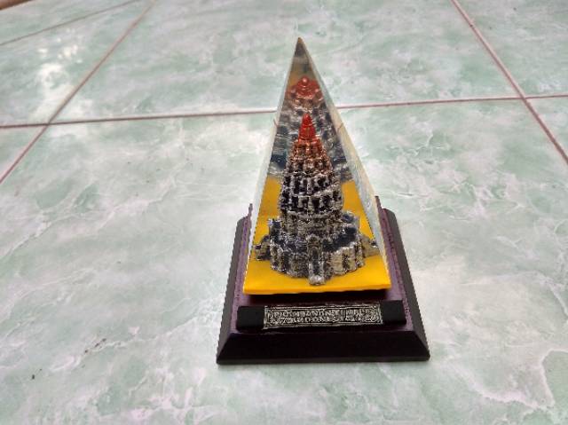 (BISA COD) MINIATUR CANDI PRAMBANAN LIMAS UKURAN KECIL 12x8x8 cm BAHAN FIBERGLASS KRISTAL DEKORASI