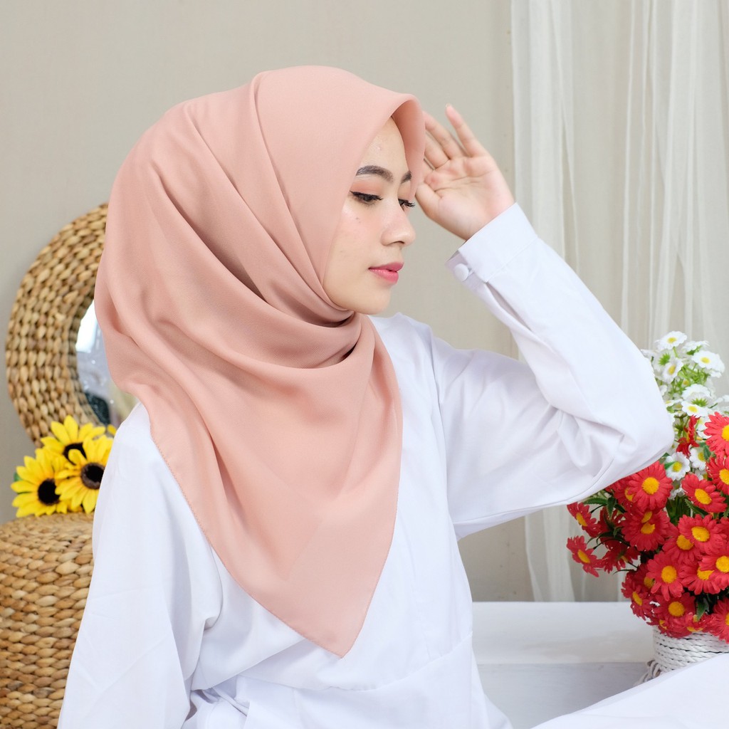 BSPLC - HIJAB BELLA SQUARE POLOS POLYCOTTON 110X110CM / HIJAB MUSLIM / JILBAB WANITA / KERUDUNG