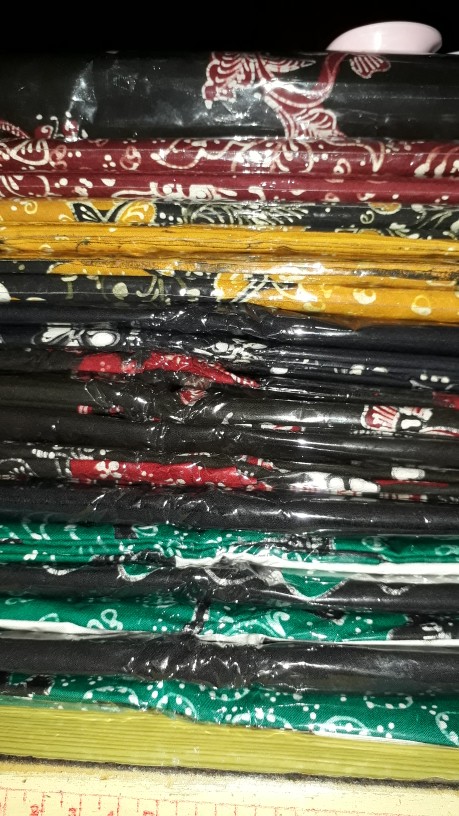 Kain Batik Solo Handprint