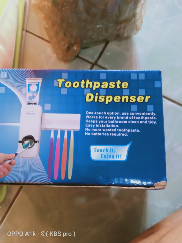 Dispenser Odol + Gantungan Sikat Gigi