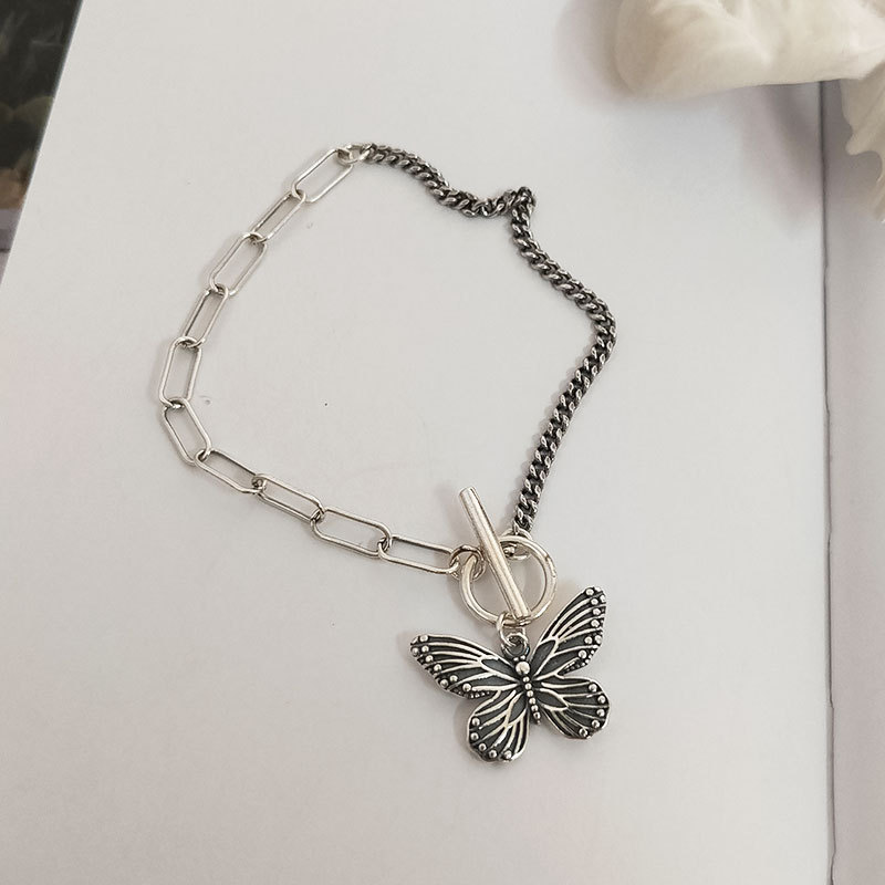 Gelang Liontin Kupu-Kupu Asimetris Gaya Retro Korea Untuk Wanita