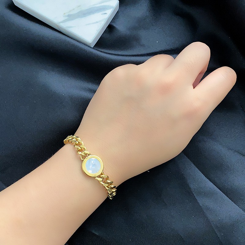 Gelang Tangan tebal bulat hitam angka romawi Titanium Korea Style Wanita Anti Karat