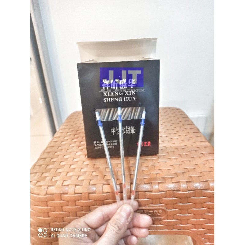 

Pena warna silver Xiang Xin Sheng Hua pen pulpen