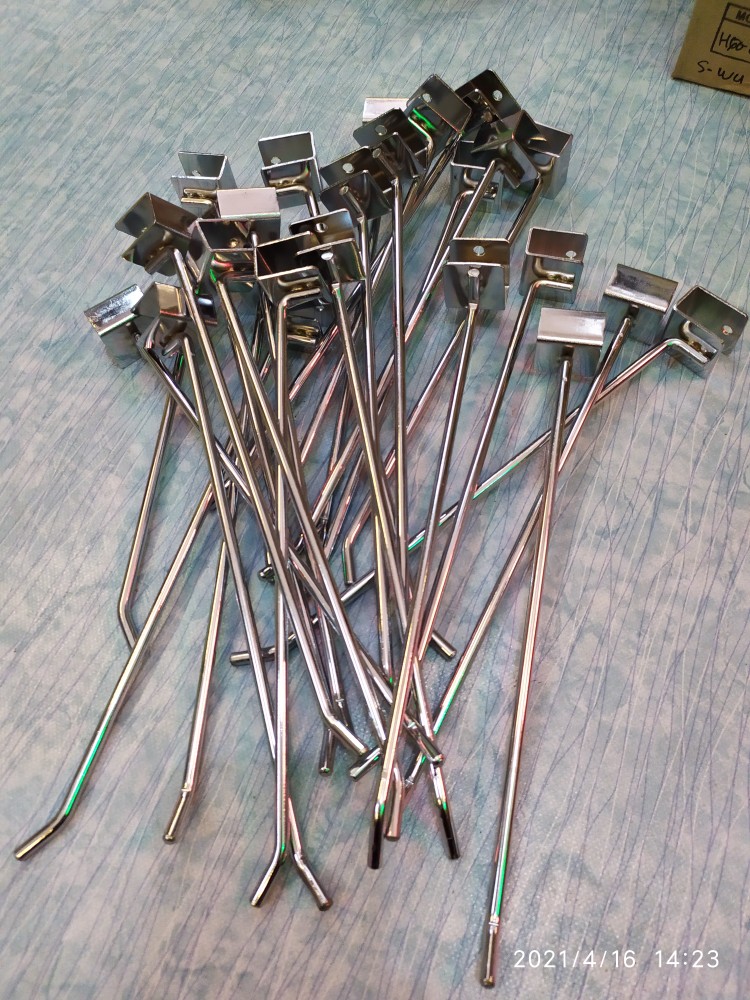 Single Hook Besi Chrome Pipa Kotak 25 Cm Gantungan Display