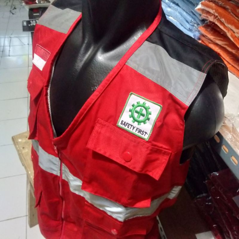 ROMPI SAFETY FREE LOGO K3 BENDERA BAHAN DRILL MERAH KOMBINASI HITAM RESLETING 4 KANTONG SAKU  HSE