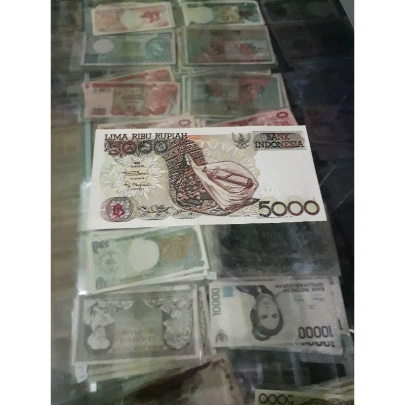 Uang kuno 5000 sasando