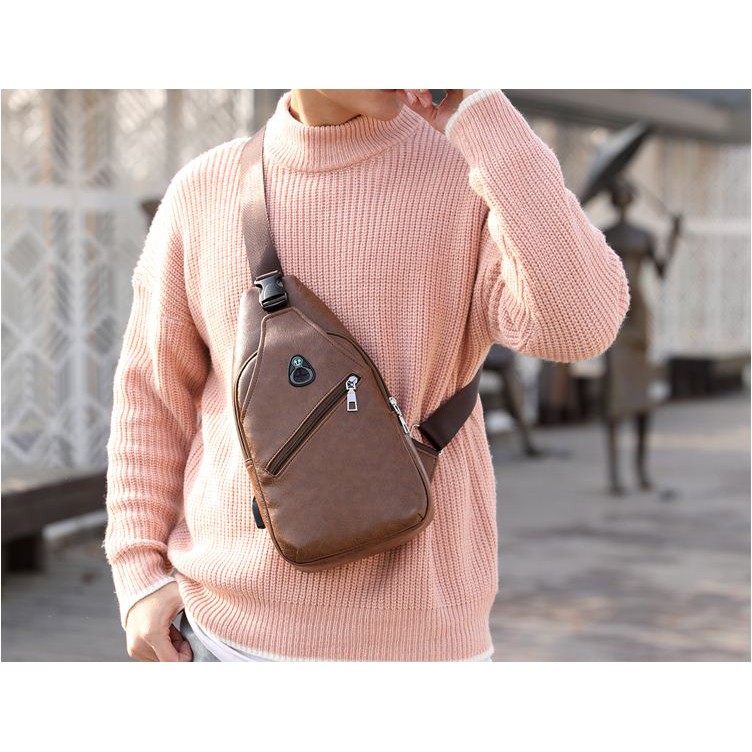 Tas Selempang Pria Kulit Import USB Port Chest bag Sling Bag