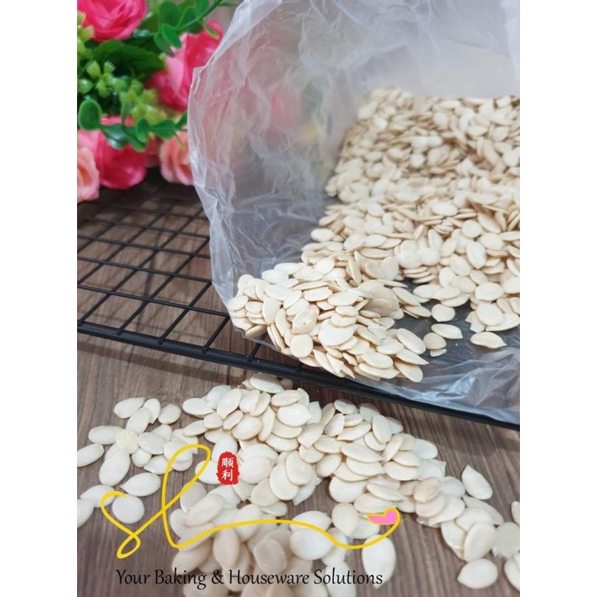 

Kuaci Kwaci Putih Kupas Kulit Matang Isian Mooncake Kue Bulan 250gr